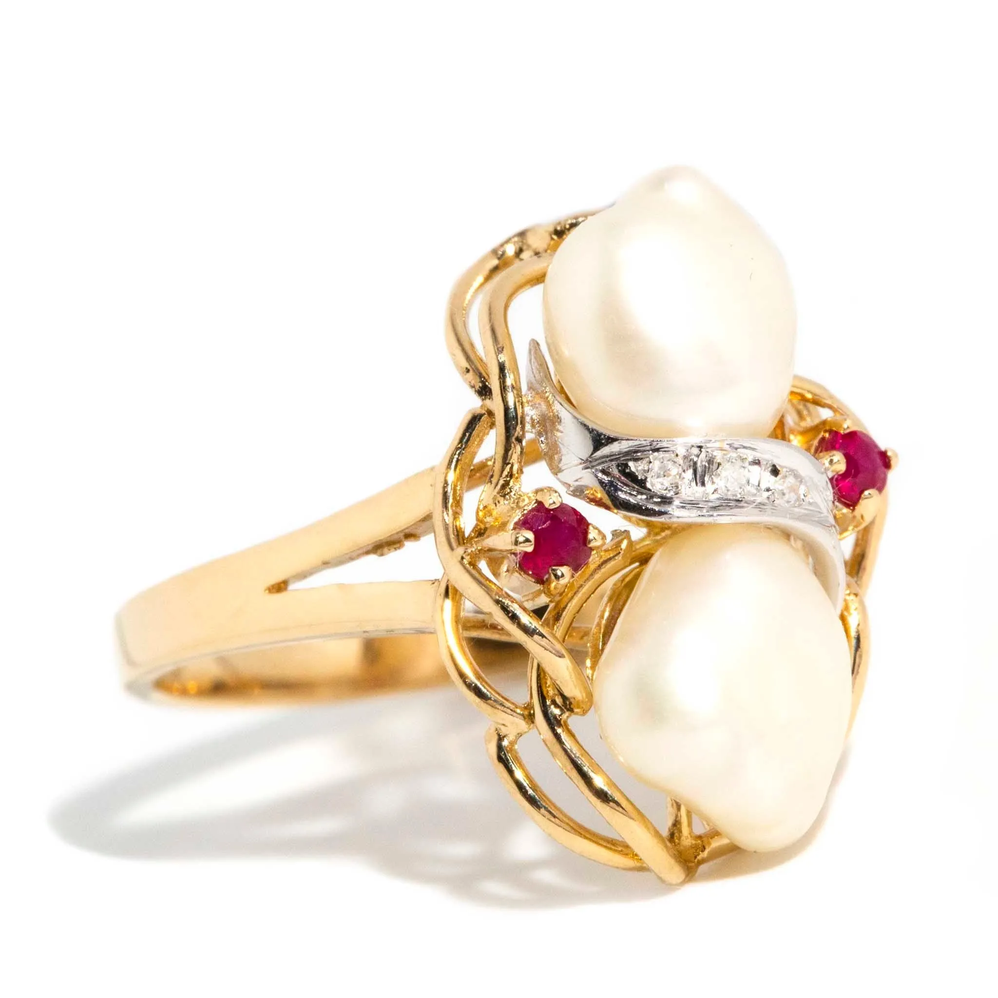 Allyssa 1980s Pearl Diamond & Ruby Ring 14ct Gold