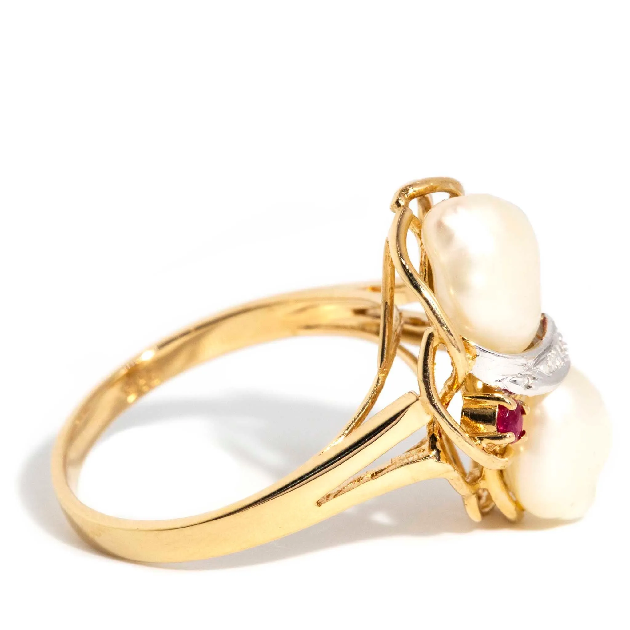 Allyssa 1980s Pearl Diamond & Ruby Ring 14ct Gold