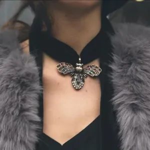 Art Nouveau Velvet Ribbon & Bee Antiqued Gold Rhinestone Choker Necklace in Amber & Grey