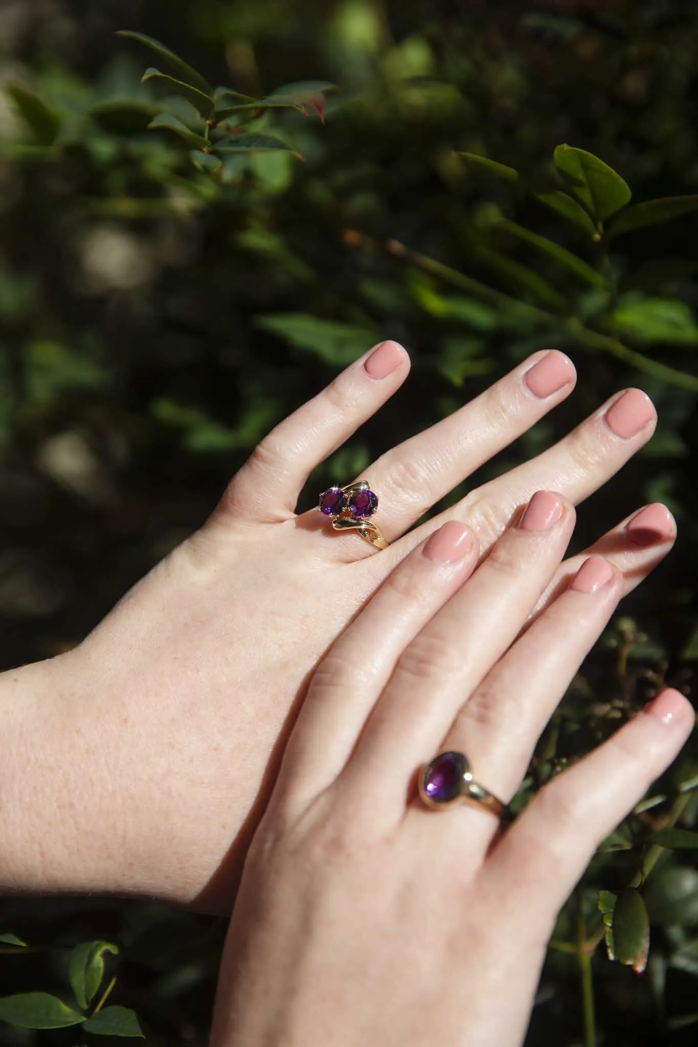 Candice 1990s Rubover Amethyst 9ct Gold Ring