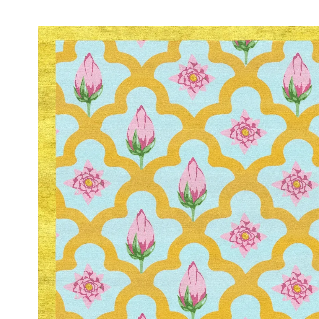 Gold Border Scallop and Lotus Hand Tufted Rug