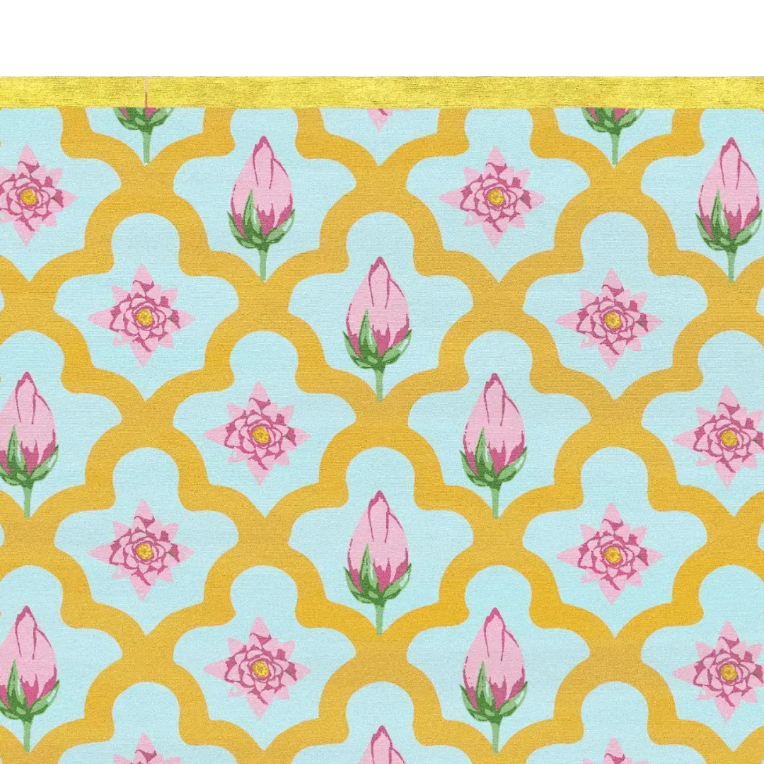 Gold Border Scallop and Lotus Hand Tufted Rug