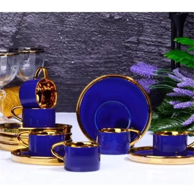 Gold Tea Cup and Saucer Set (3 oz)
