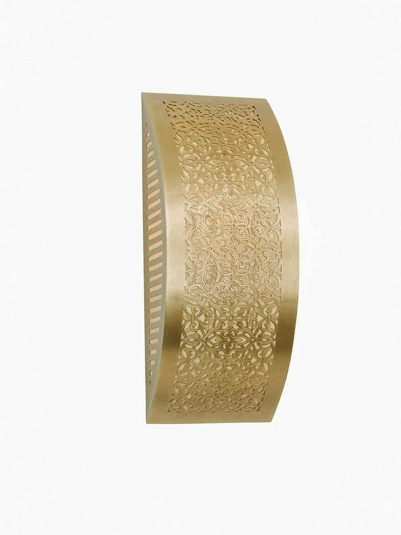 Handmade Moroccan Brass Wall Light - Intricate Floral Design Sconce, Antique Lamp, Artisanal Home Décor Gift