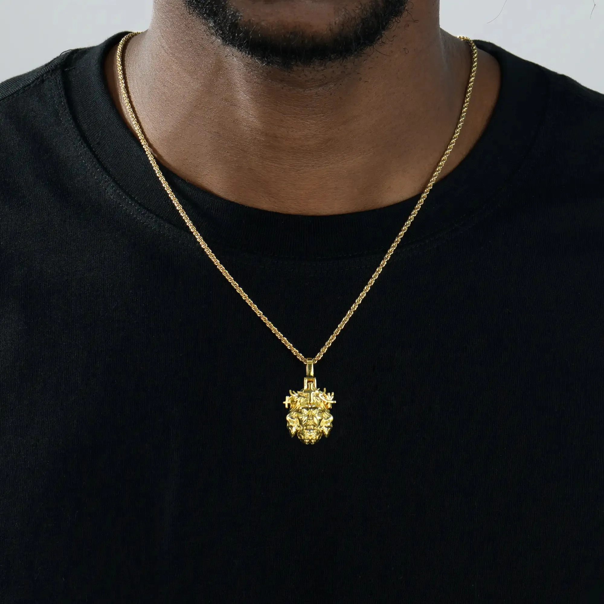 Jesus Piece Plain Gold Pendant - Micro