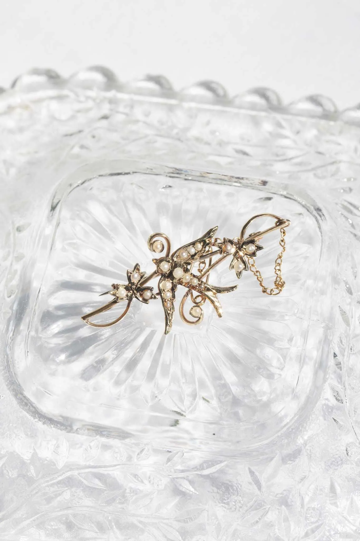 Juliet Victorian Swallow Seed Pearl Brooch 15ct Gold 9ct Chain