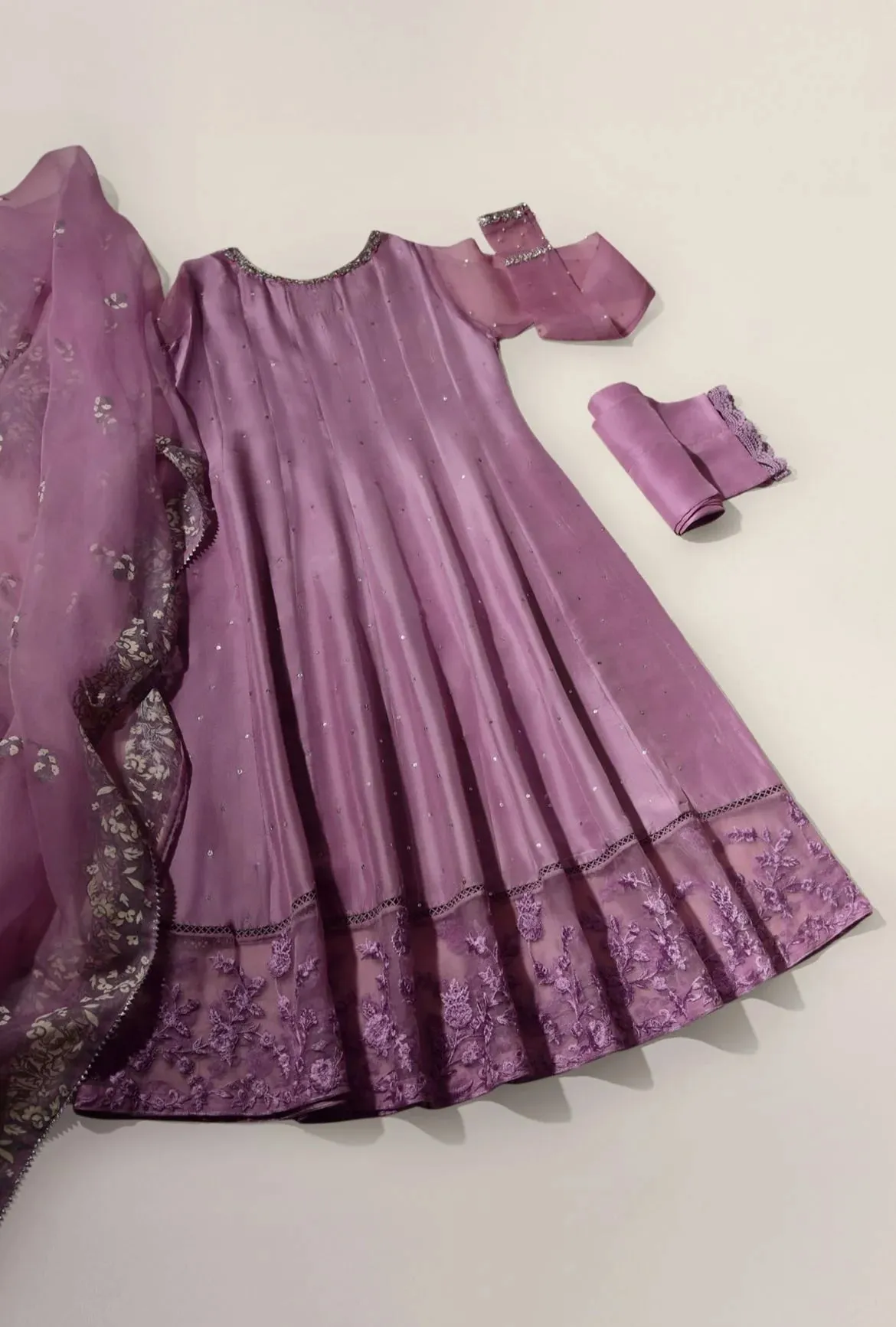 LILAC SILVER