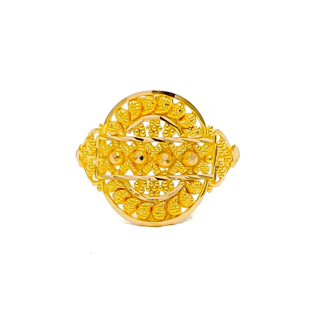 Lovely Detailed 22K Gold Ring