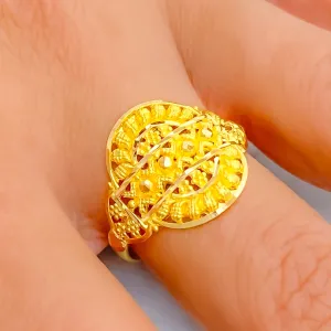 Lovely Detailed 22K Gold Ring