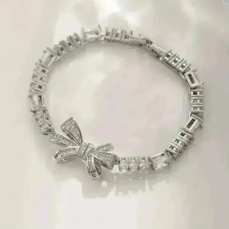 Luxurious Copper Bow Bracelet