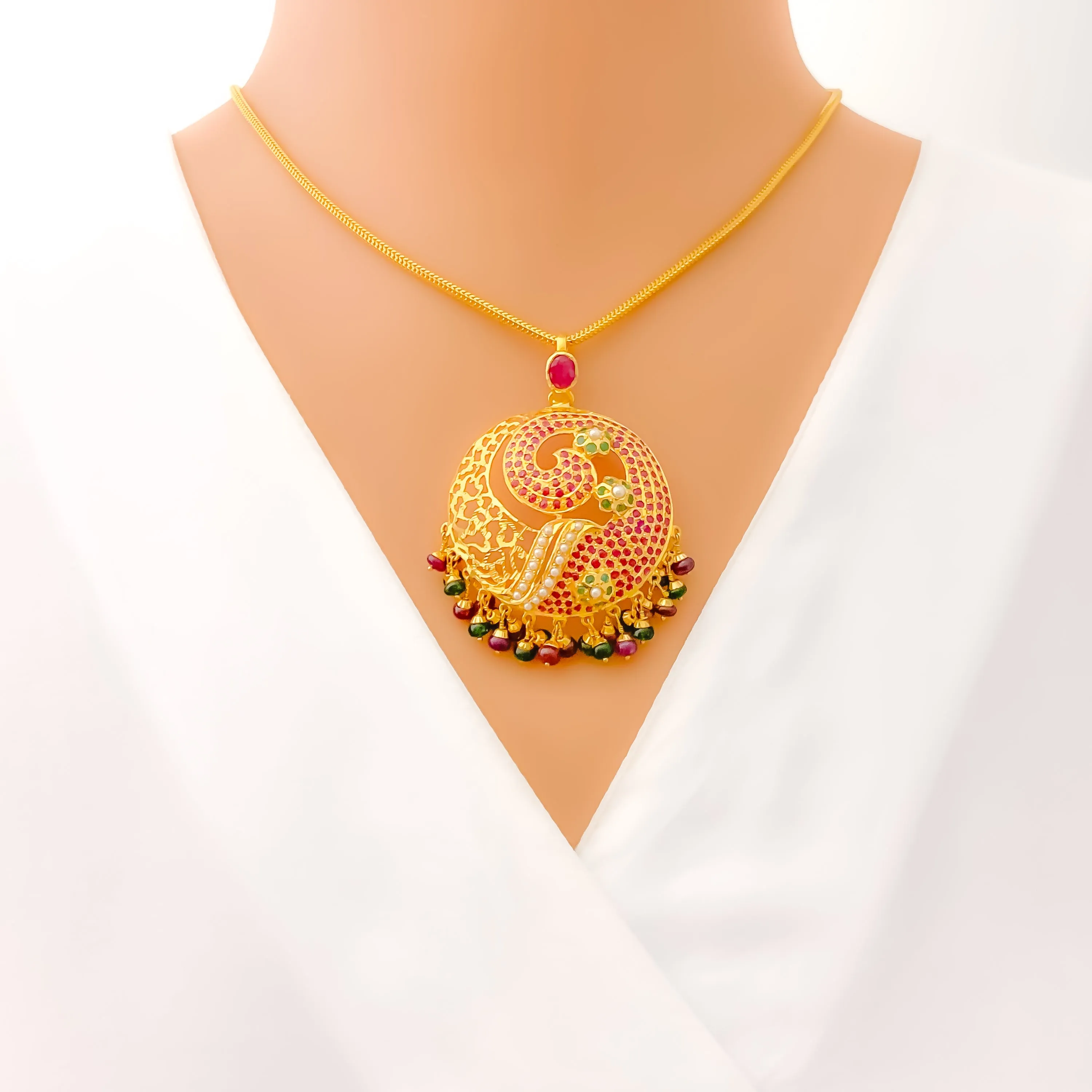 Majestic Floral Curve 22k Gold Pendant
