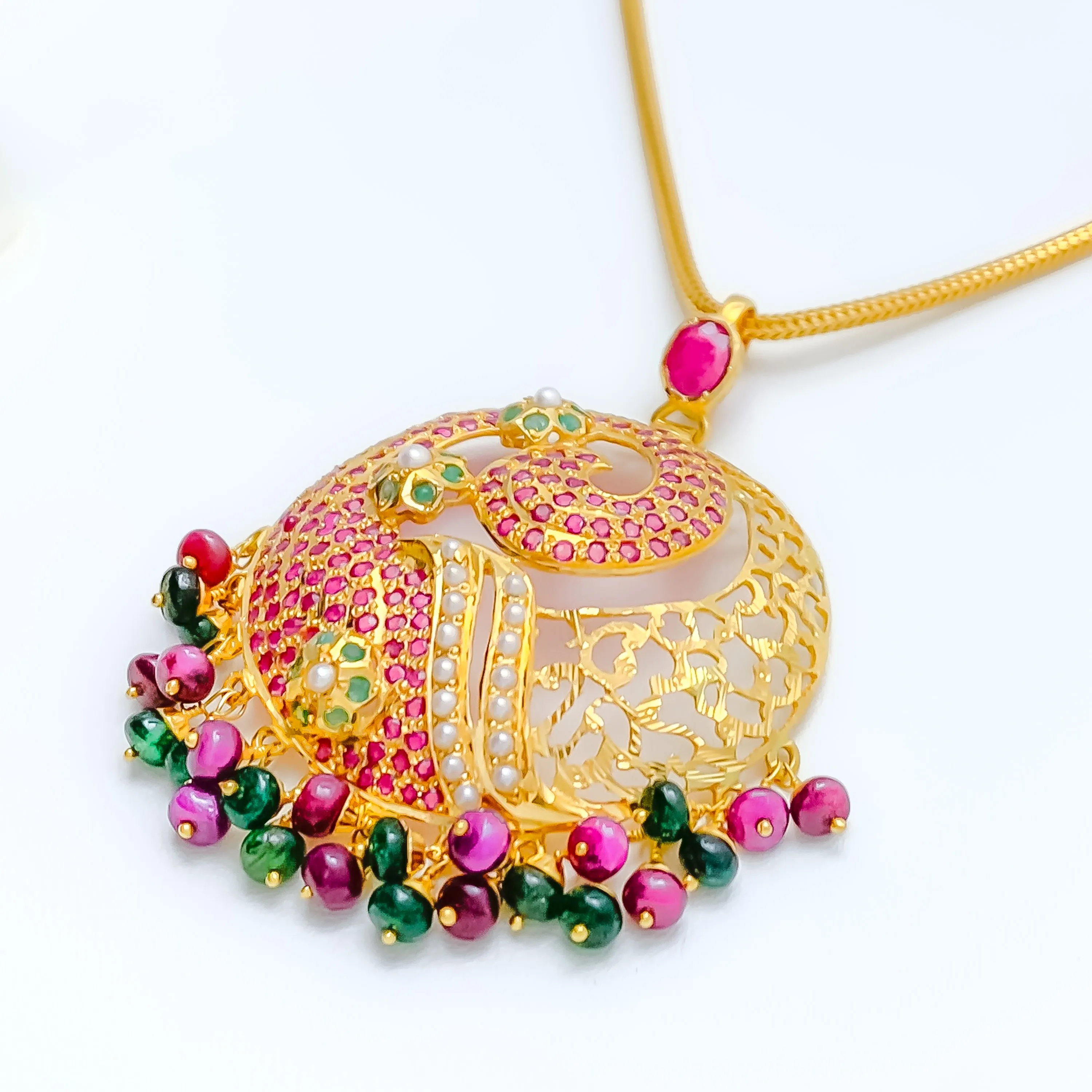 Majestic Floral Curve 22k Gold Pendant