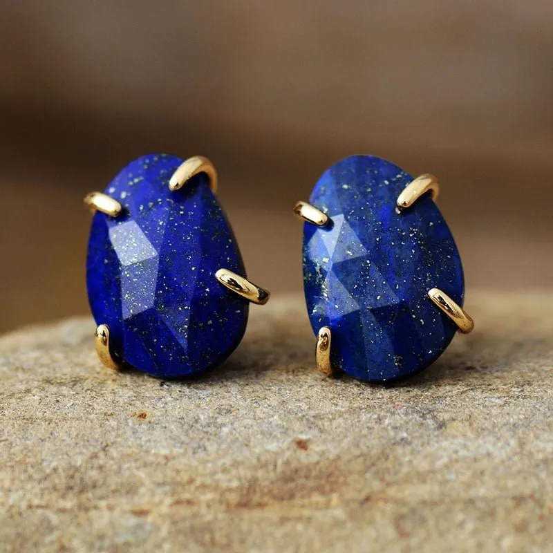 Majestic Queen Stud Earrings