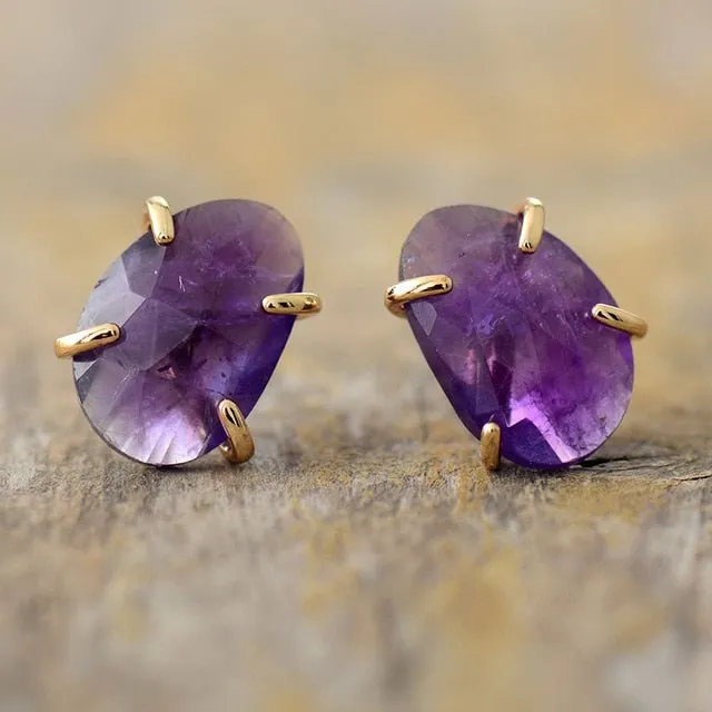 Majestic Queen Stud Earrings