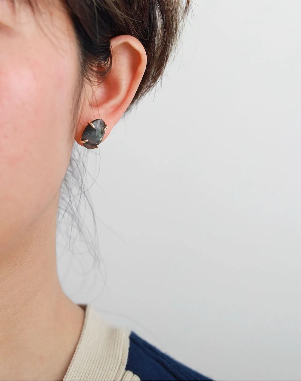 Majestic Queen Stud Earrings