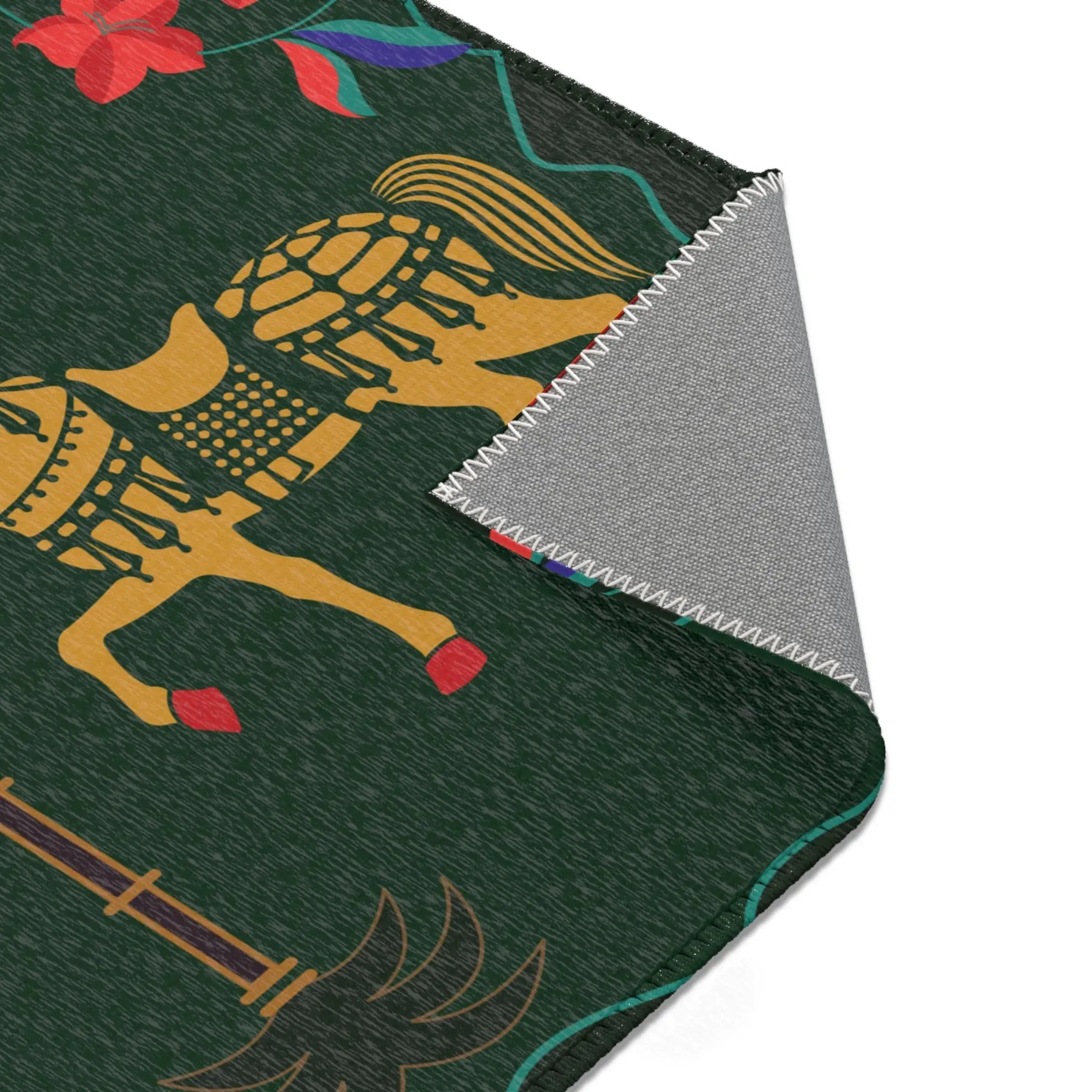 Majestic Stride Accent Rug