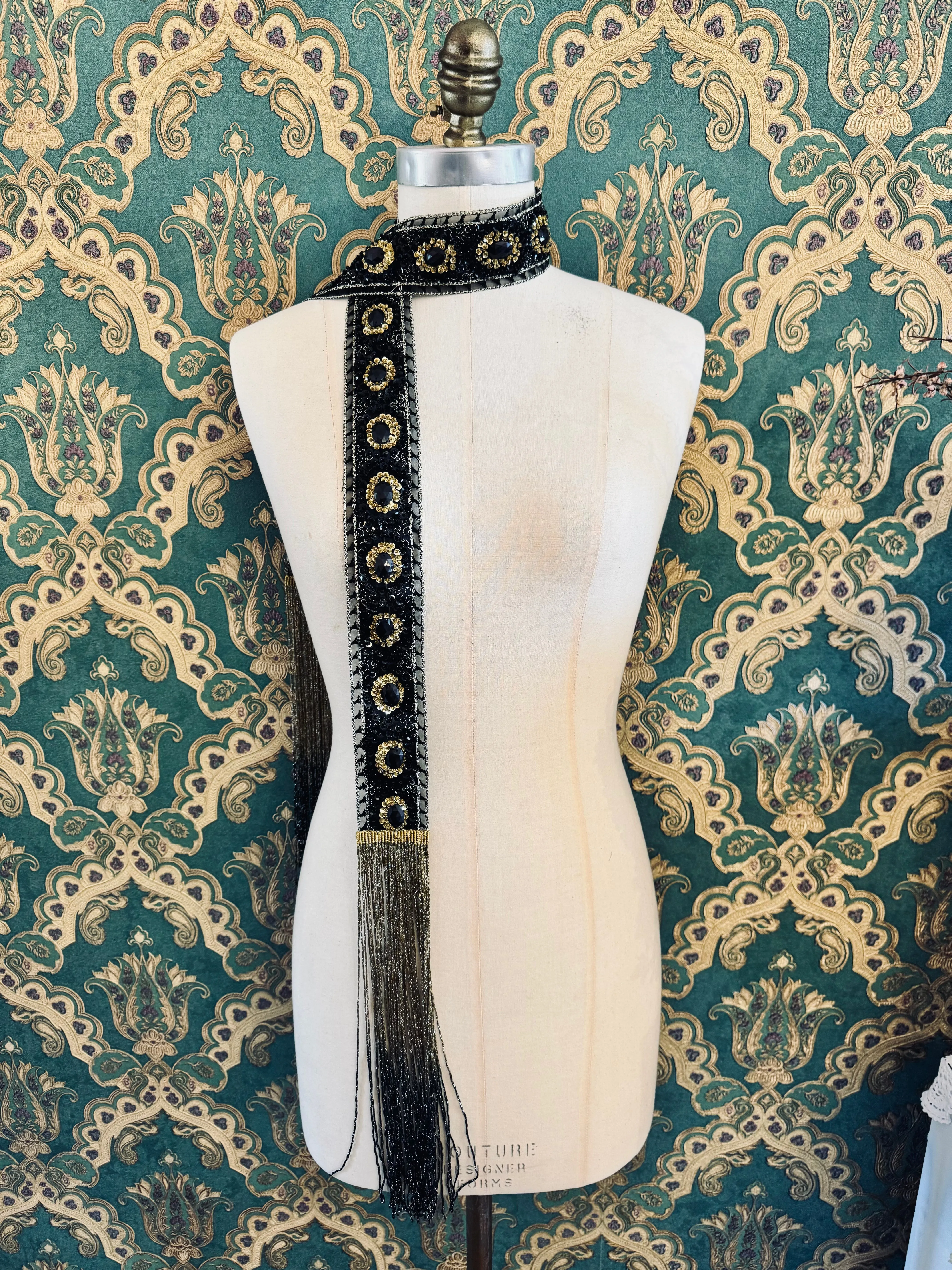 Marie Antoinette Embellished Foulard Neck-tie