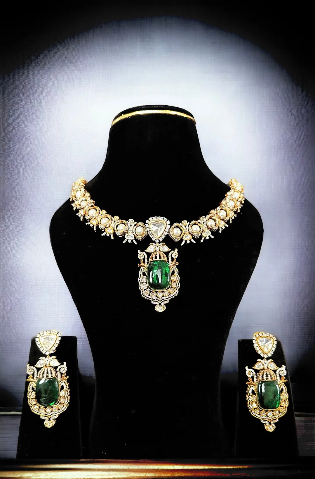 Modern Necklace Set