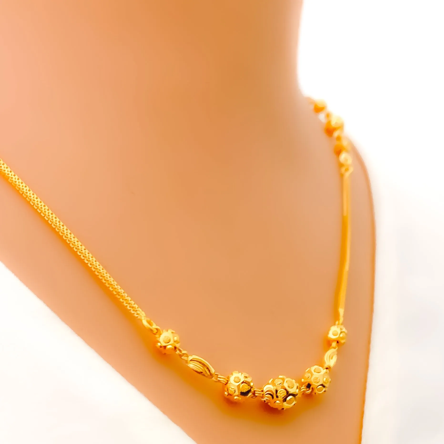 Noble Opulent 22k Gold Necklace