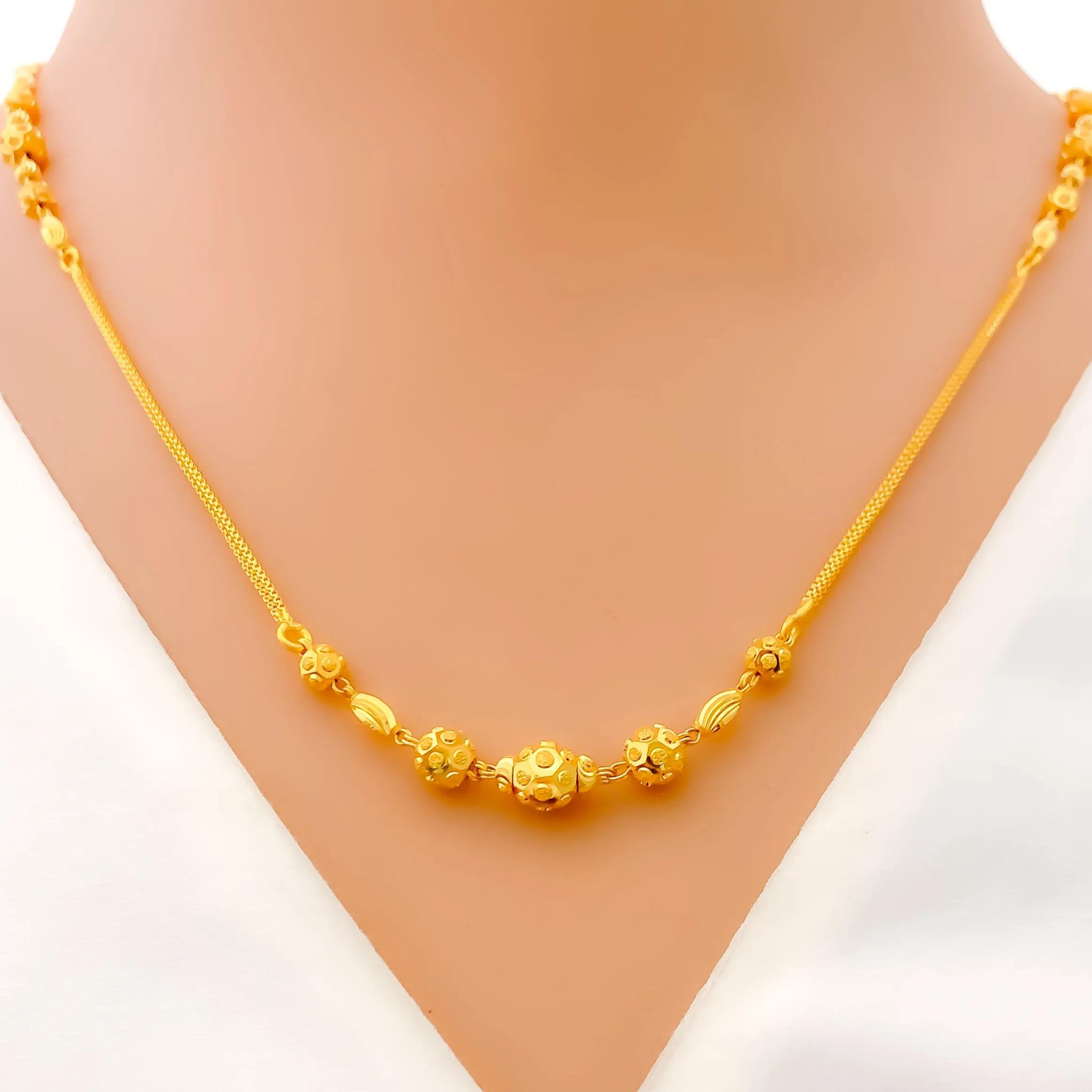 Noble Opulent 22k Gold Necklace