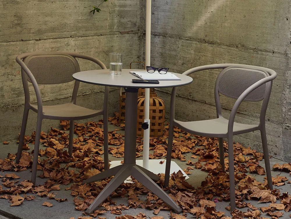Noon Armchair