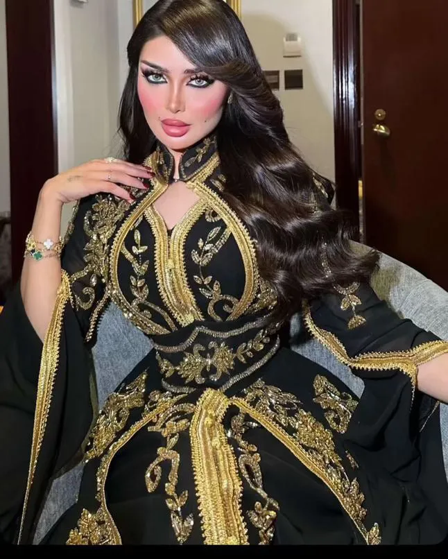 Opulent queen