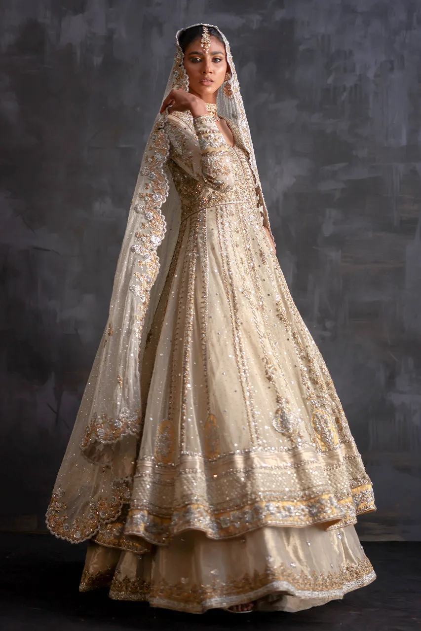 Pakistani Bridal Dress in Pishwas and Lehenga Style