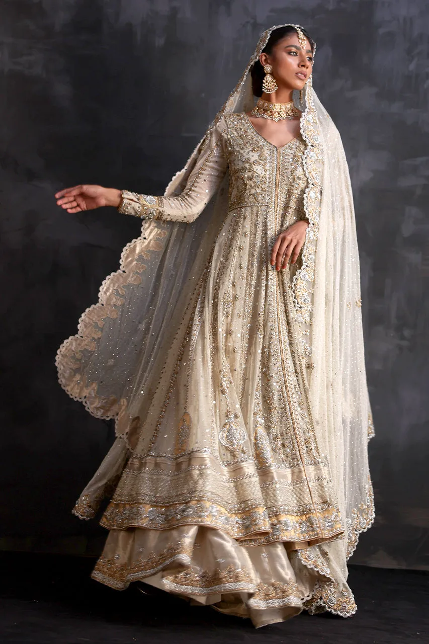 Pakistani Bridal Dress in Pishwas and Lehenga Style