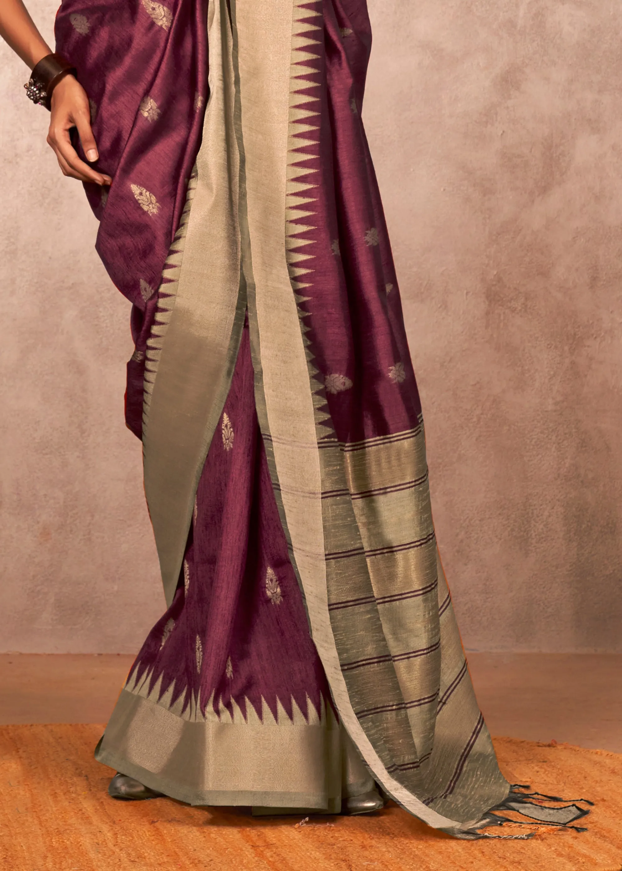Rich Maroon Woven Banarasi Silk Saree With Contrast Border