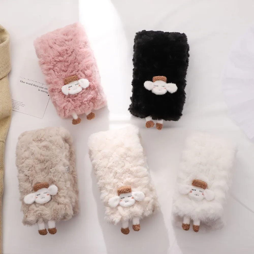 Sweet Lamb Scarf