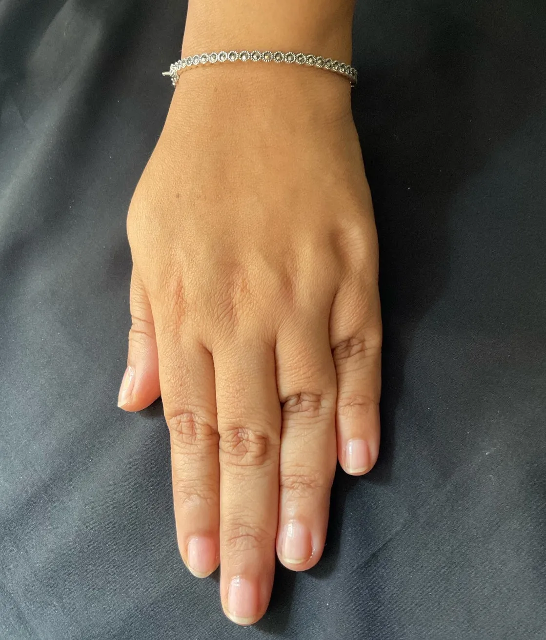 The Sparkling Circles Silver Marcasite Openable Bracelet (Free Size)