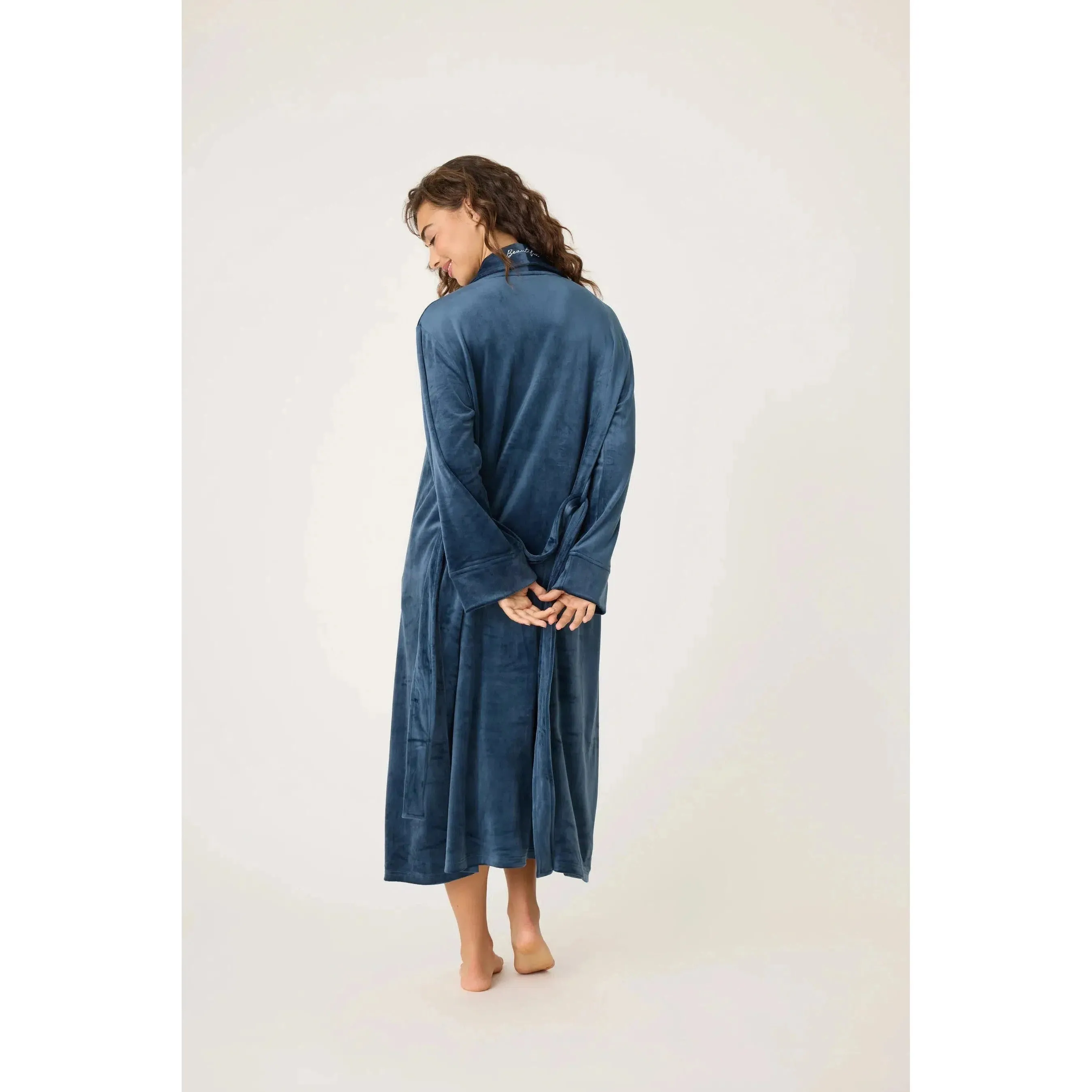 VELVETY VELOUR ROBE