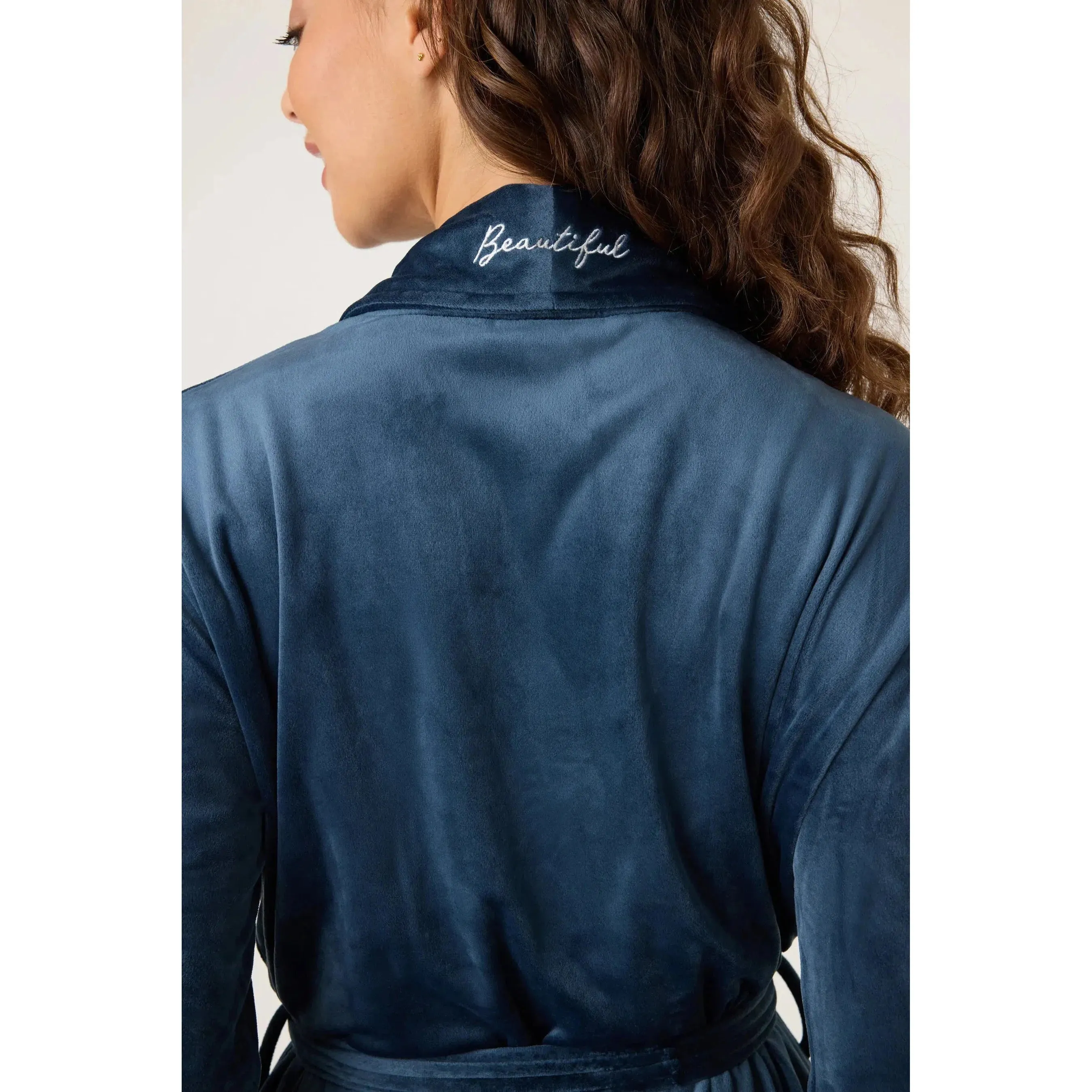 VELVETY VELOUR ROBE